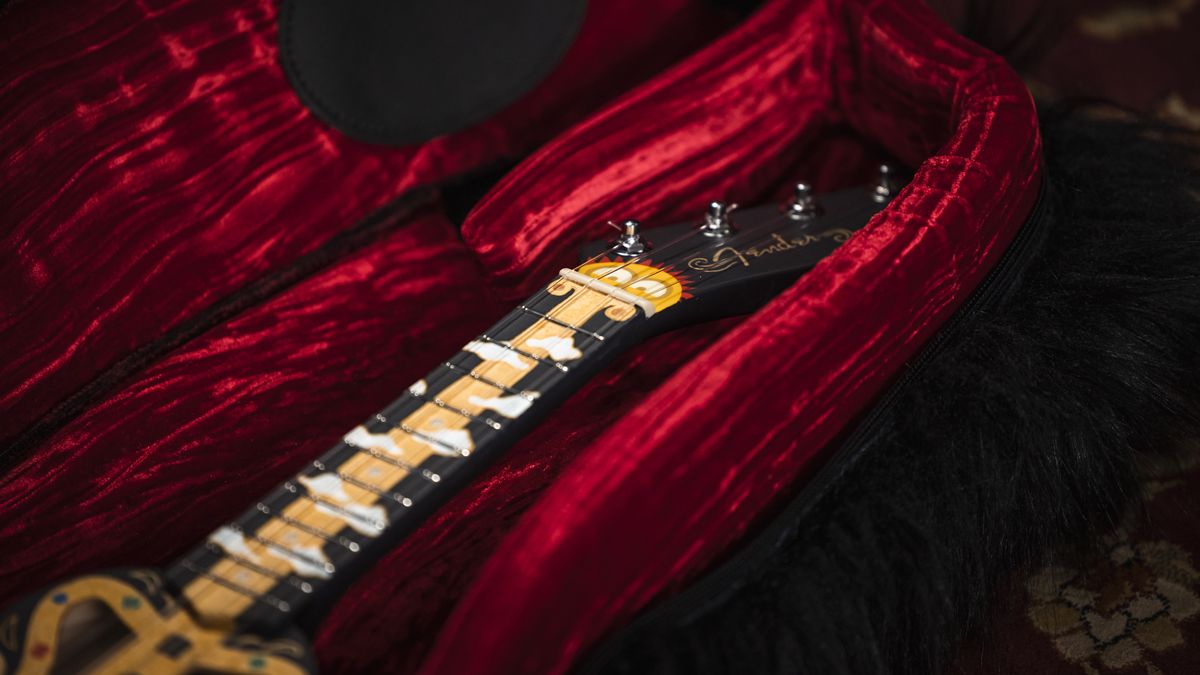 Fender Minions: Rise of Gru guitar