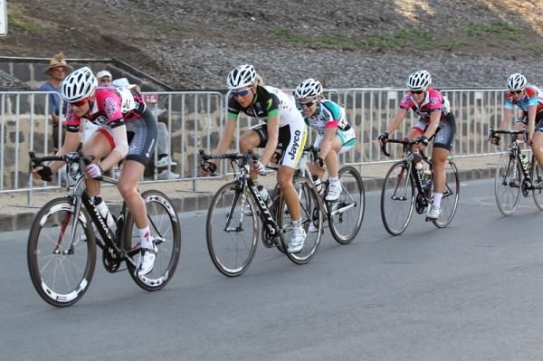 Loren Rowney (Total Rush) leads Shara Gillow (GreenEDGE) in the break which formed