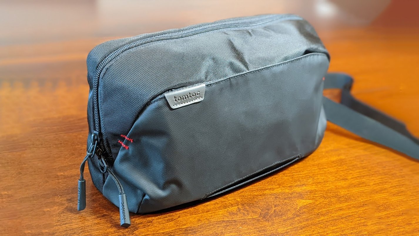 Tomtoc Arccos-G47 Travel Bag review: Great for handhelds