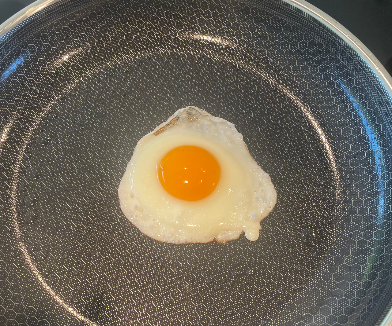 HexClad Hybrid Fry Pan in my test kitchen