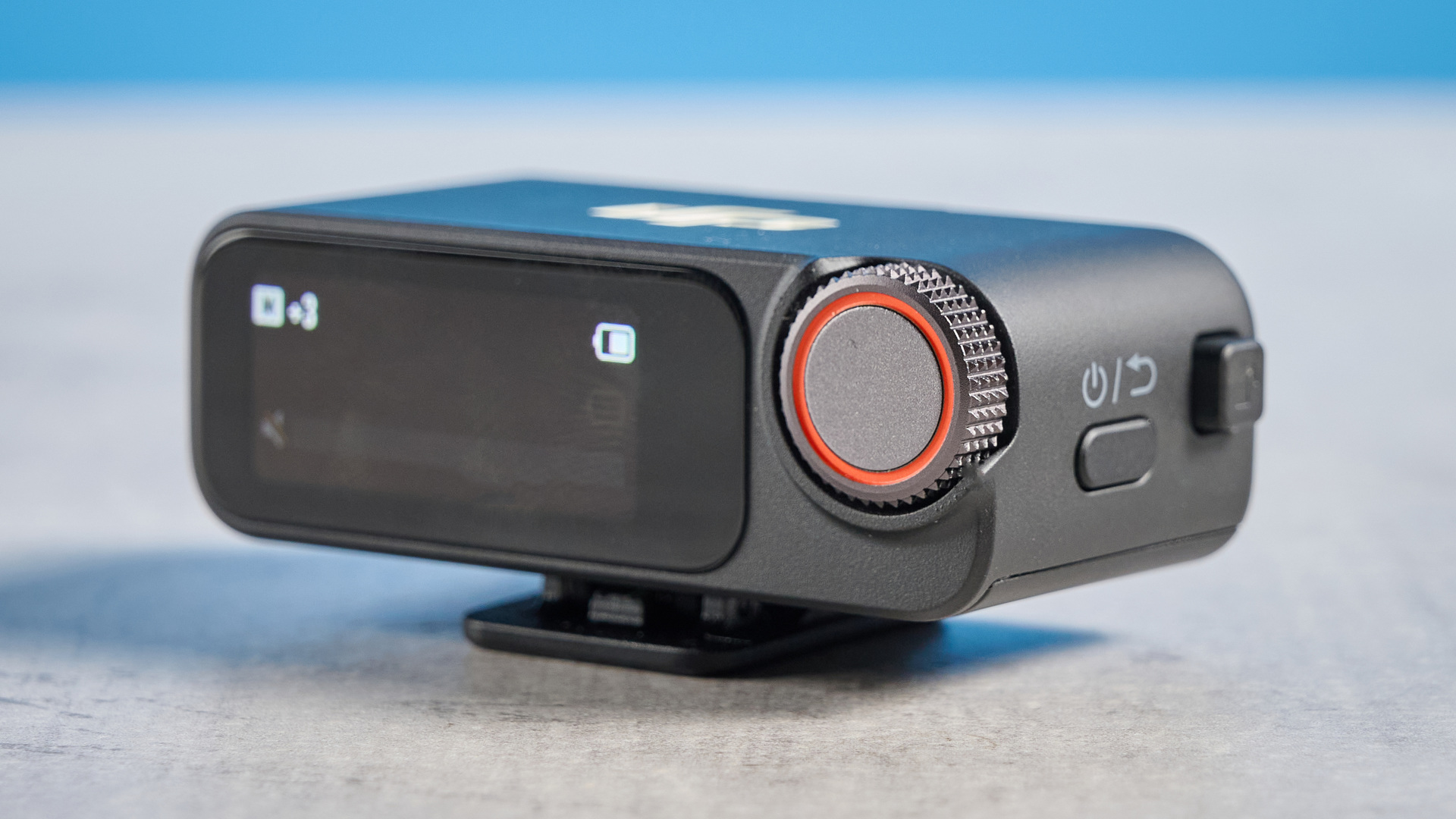 The DJI Mic 3 RX unit