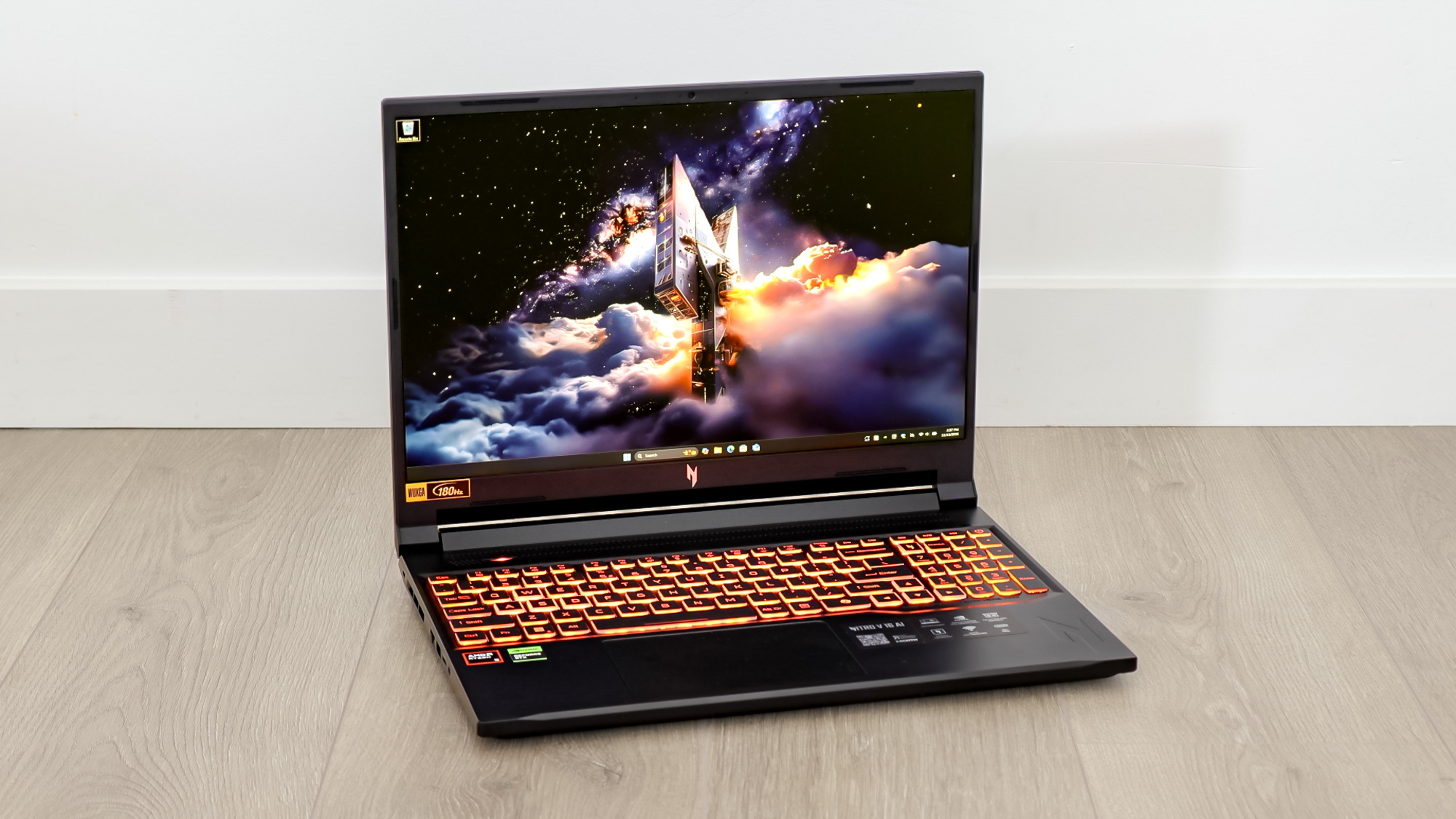 Acer Nitro V 16 AI