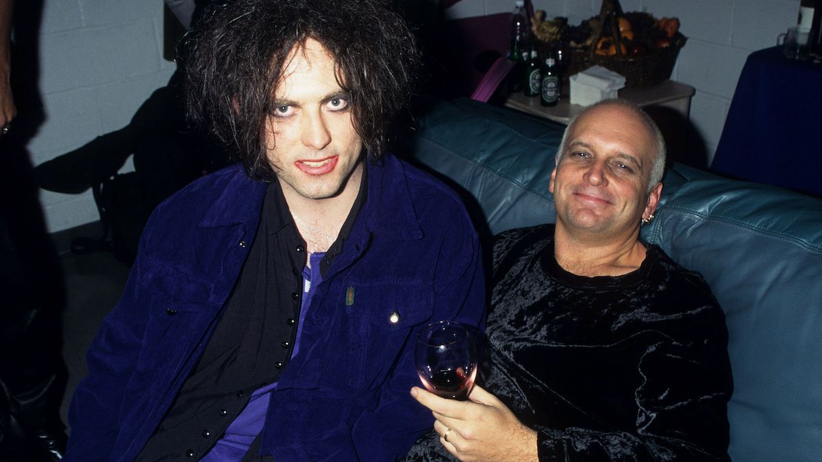 Robert Smith and Reeves Gabrels at Bowie&#039;s 50th birthday gig, 1997