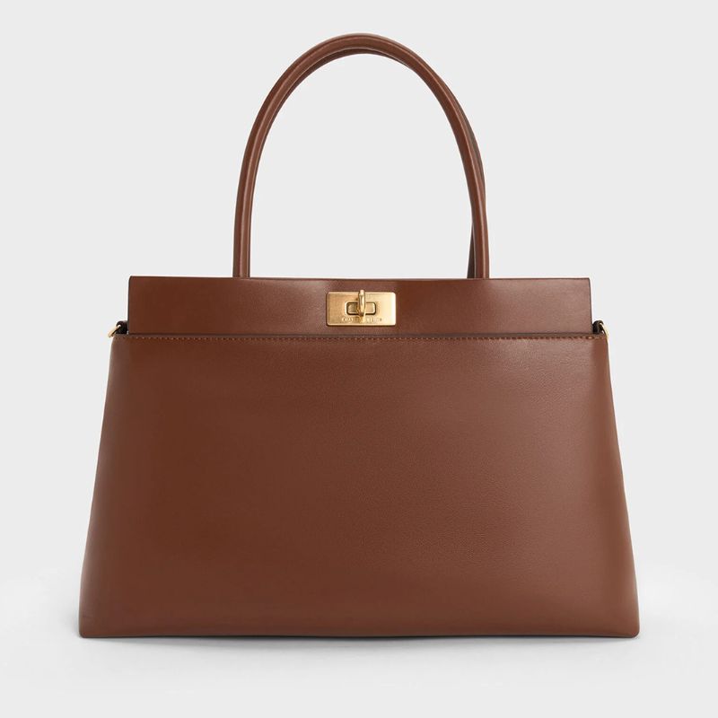 tan tote bag