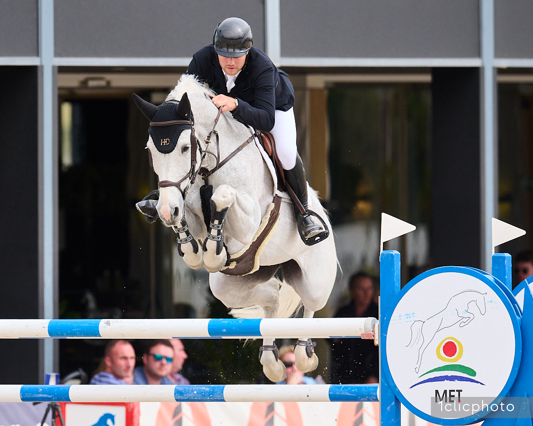 Donald Whitaker and Millfield Colette win the showjumping grand prix in Oliva Nova, Spain.