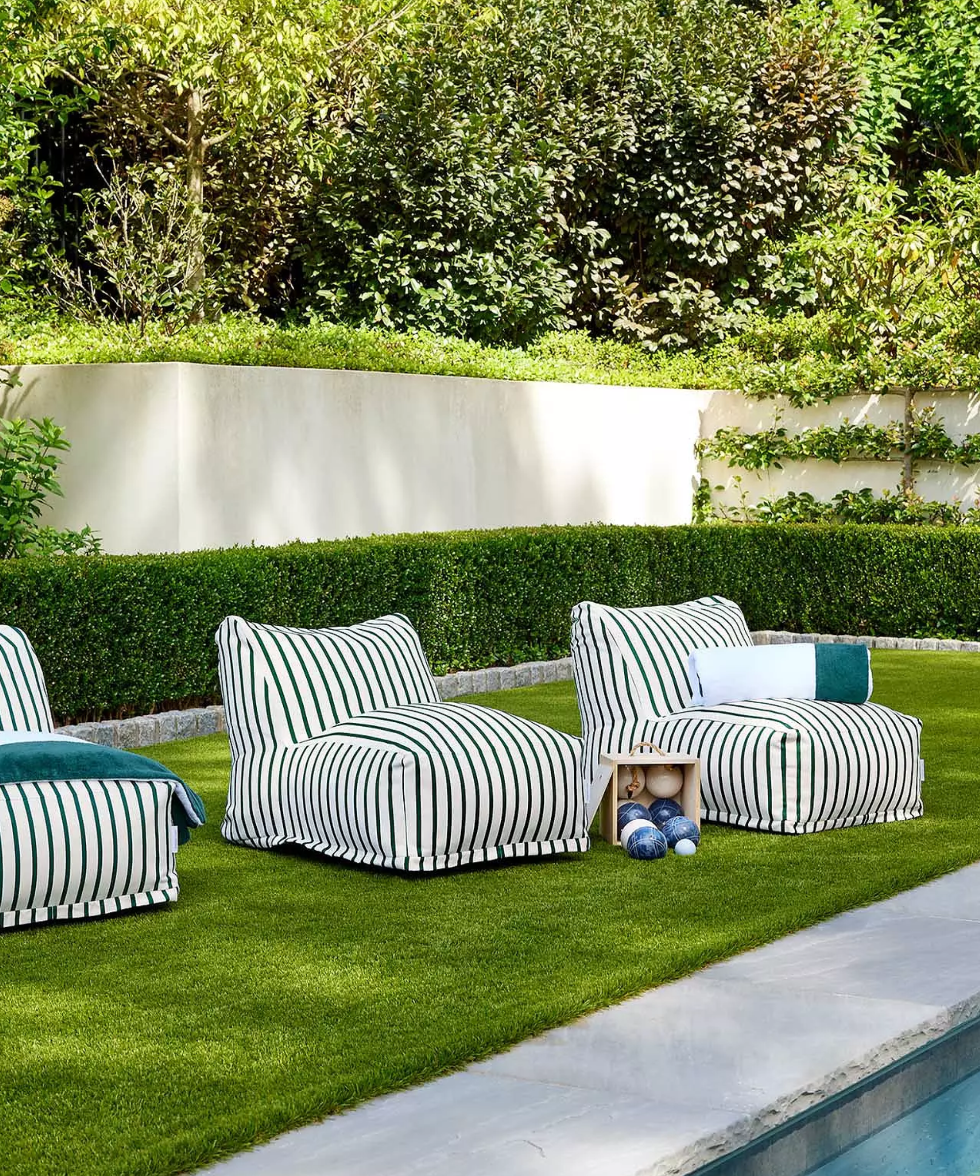 backyard bean bag chairs and bocce