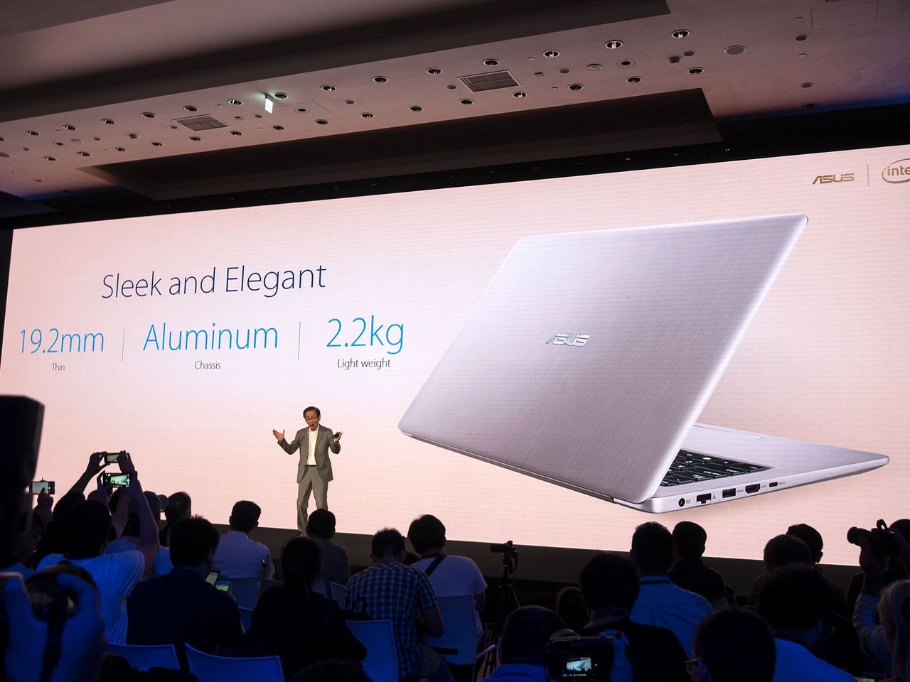 ZenBook 3 Deluxe
