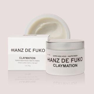 BzPjYpyHhVqwFTFqKzpneg-320-80 منتجات التجميل المفضلة لدى مونيب شاه