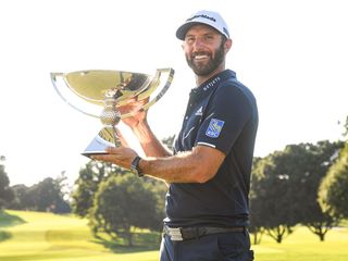 dustin johnson winning FedEx Cup