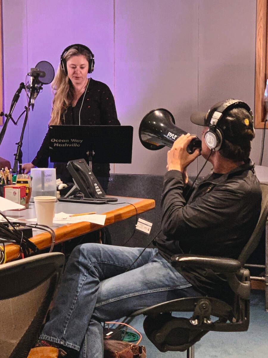 Joe Bonamassa and Joanne Shaw Taylor in the studio