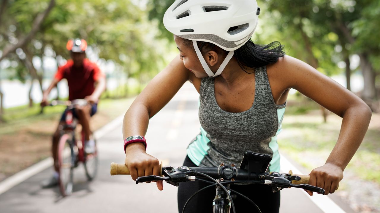 Pair out cycling together