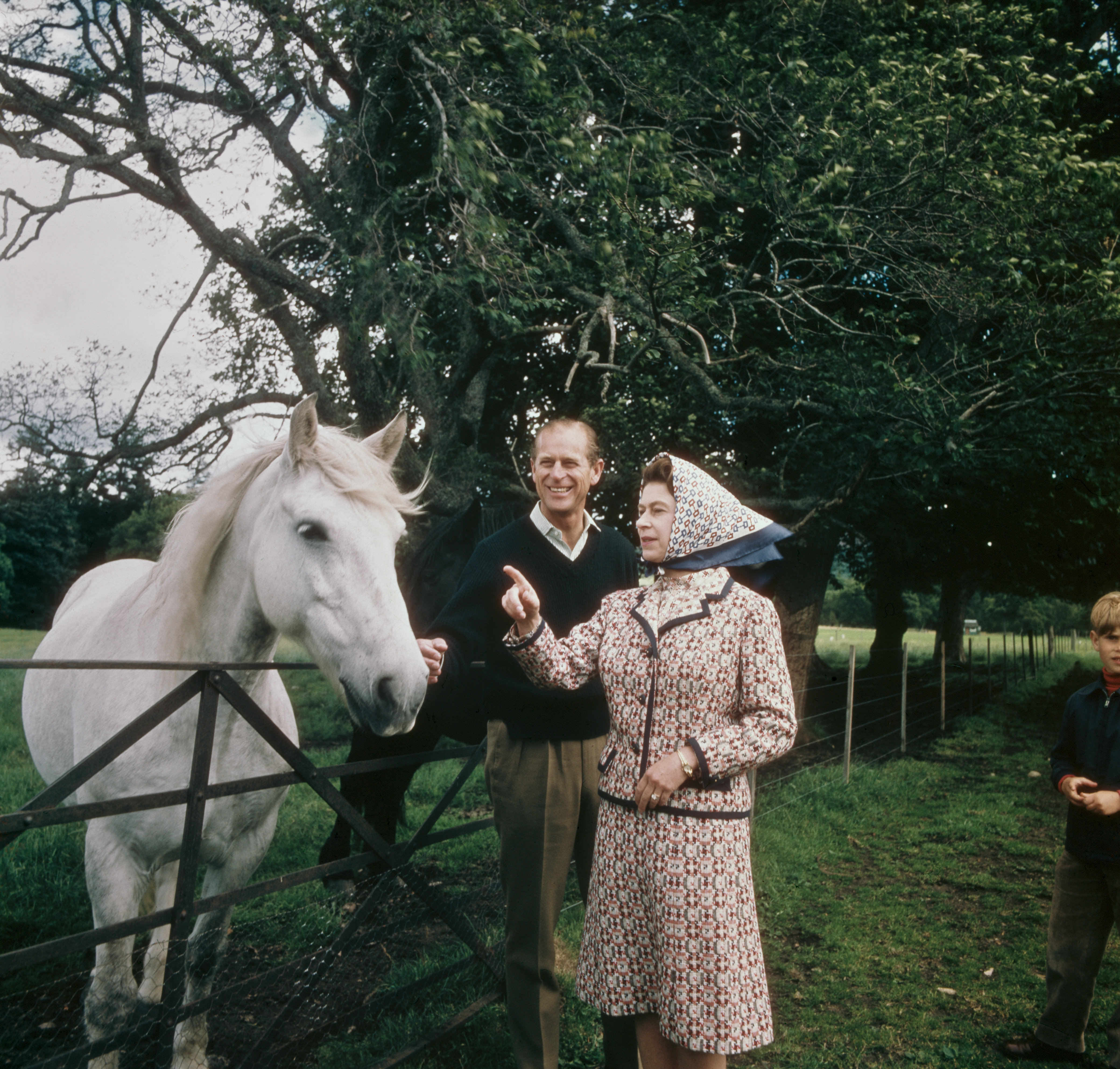Queen Elizabeth II and Prince Philip visit a farm on the Balmoral estate in Scotland, during their Silver Wedding anniversary year, September 1972. (Photo by Fox Photos/Hulton Archive/Getty Images)