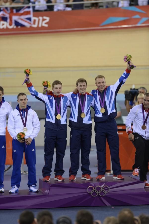 Great Britain win gold in the men's team sprint