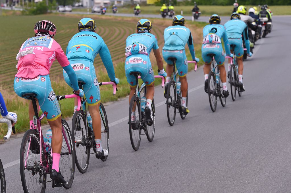 The Astana team riding in front of Nibali