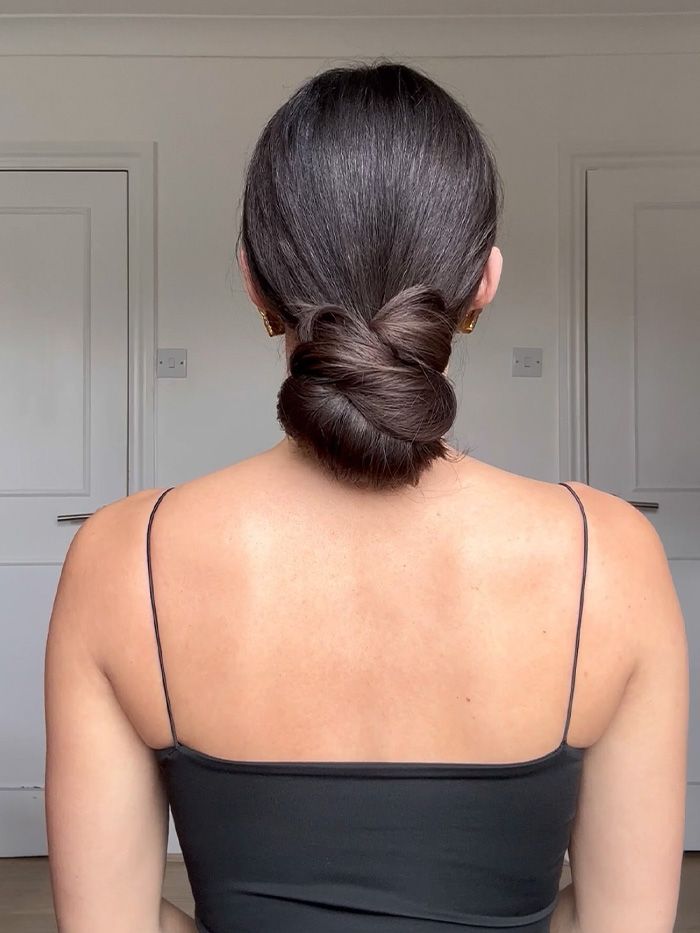 missing-image 3 تسريحات شعر ربيعية سهلة يمكنك إعادة ابتكارها في المنزل