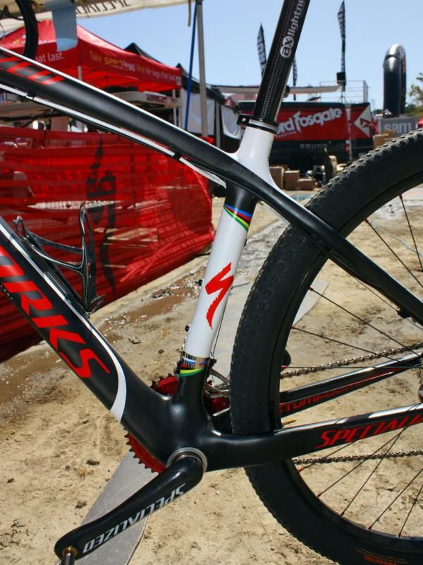 The seat tube is offset forward to provide more tire clearance.