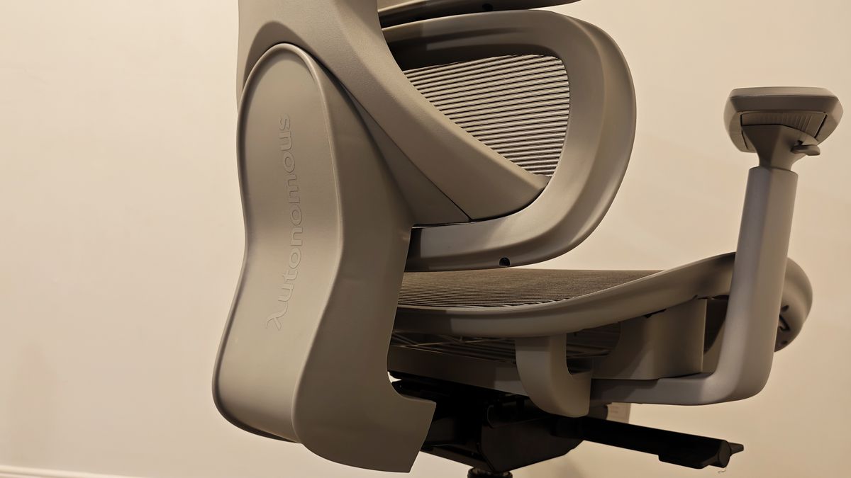 Autonomous ErgoChair Core