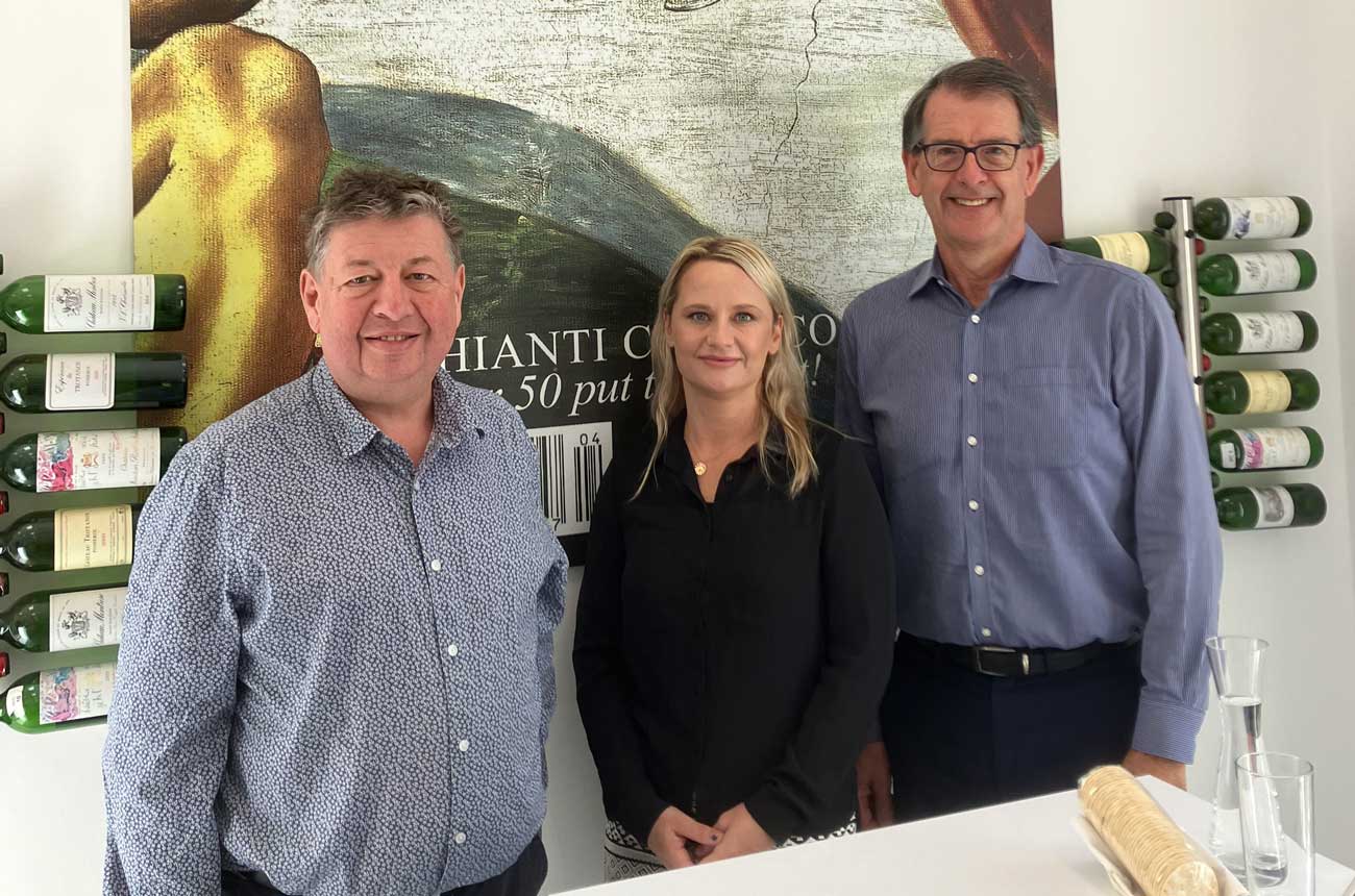 Roger Jones, Malu Lambert, Andy Howard MW at South African Cabernet Sauvignon Panel Tasting