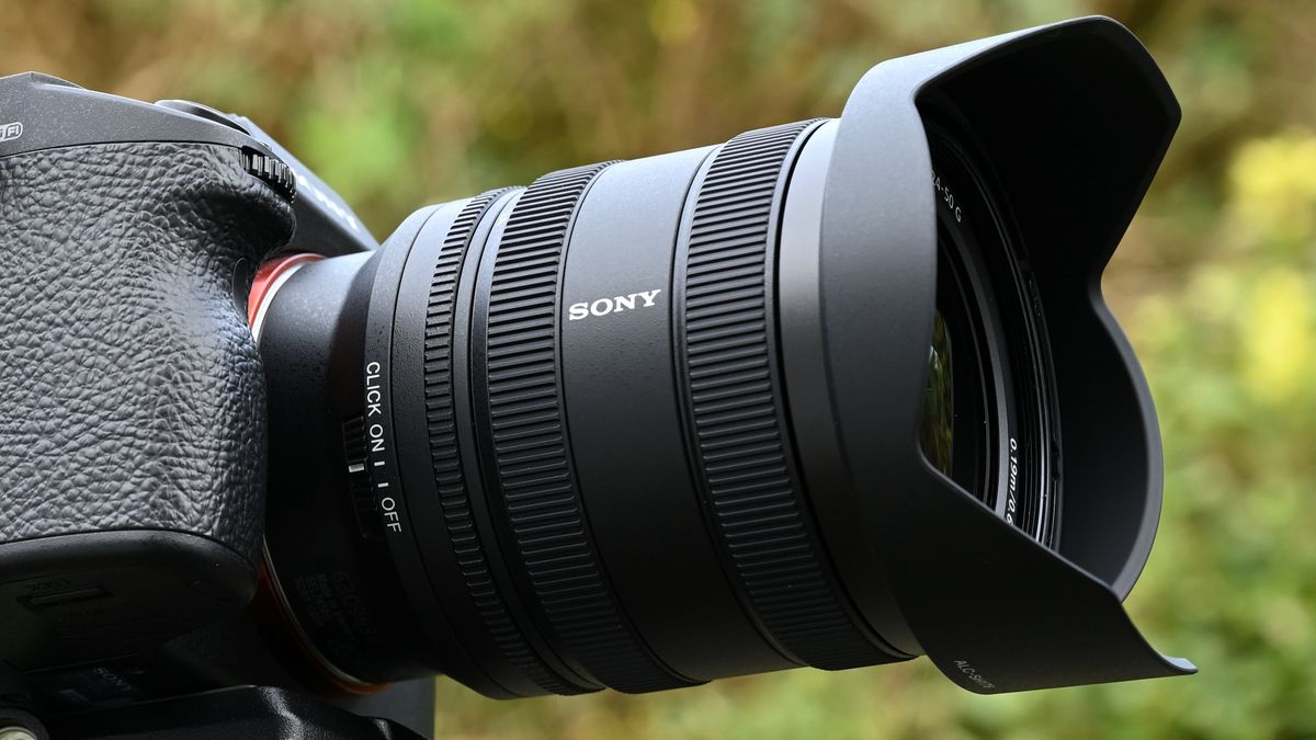 Sony FE 24-50mm F2.8 G