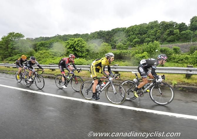 Leonardo Pinizzotto (Amore Vita-Selle SMP) driving the break.