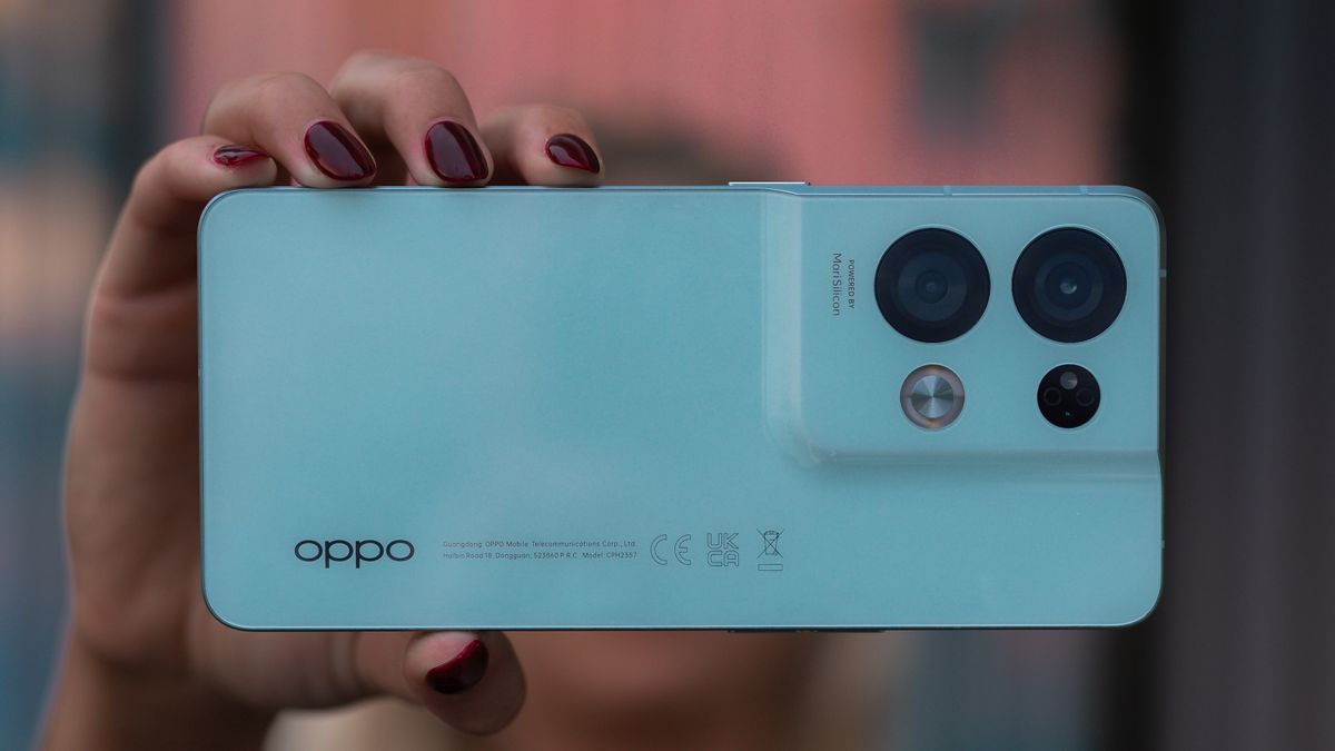 A press image of the Oppo Reno 8 Pro