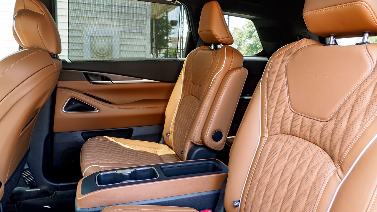 2027 Infiniti QX60 review.