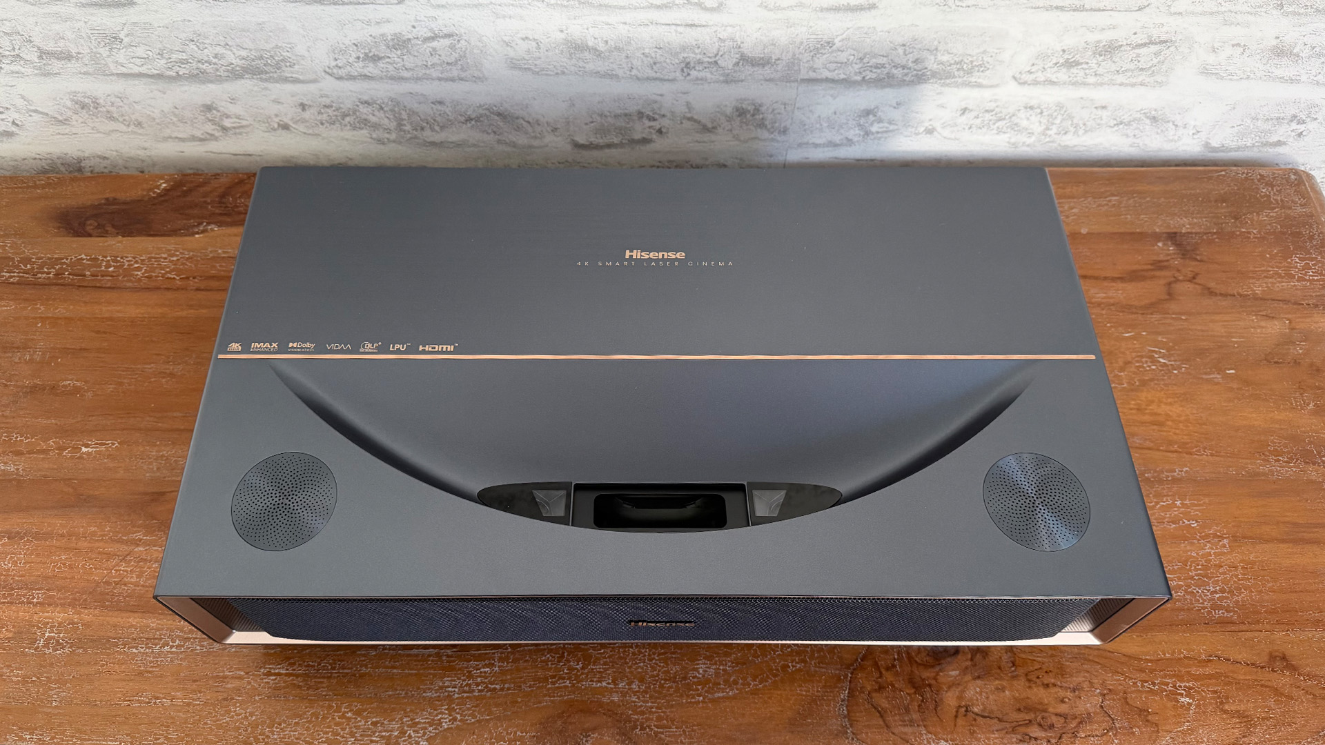 Hisense PT1 UST projector