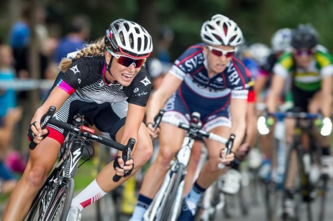Tayler Wiles (Specialized-lululemon) tries to break things up at the front.
