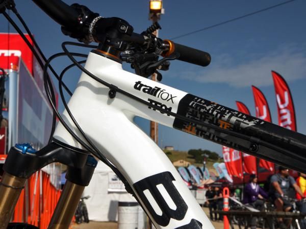 The tapered head tube on BMC's 29er hardtail prototype is notably short to enable an appropriately low bar position.