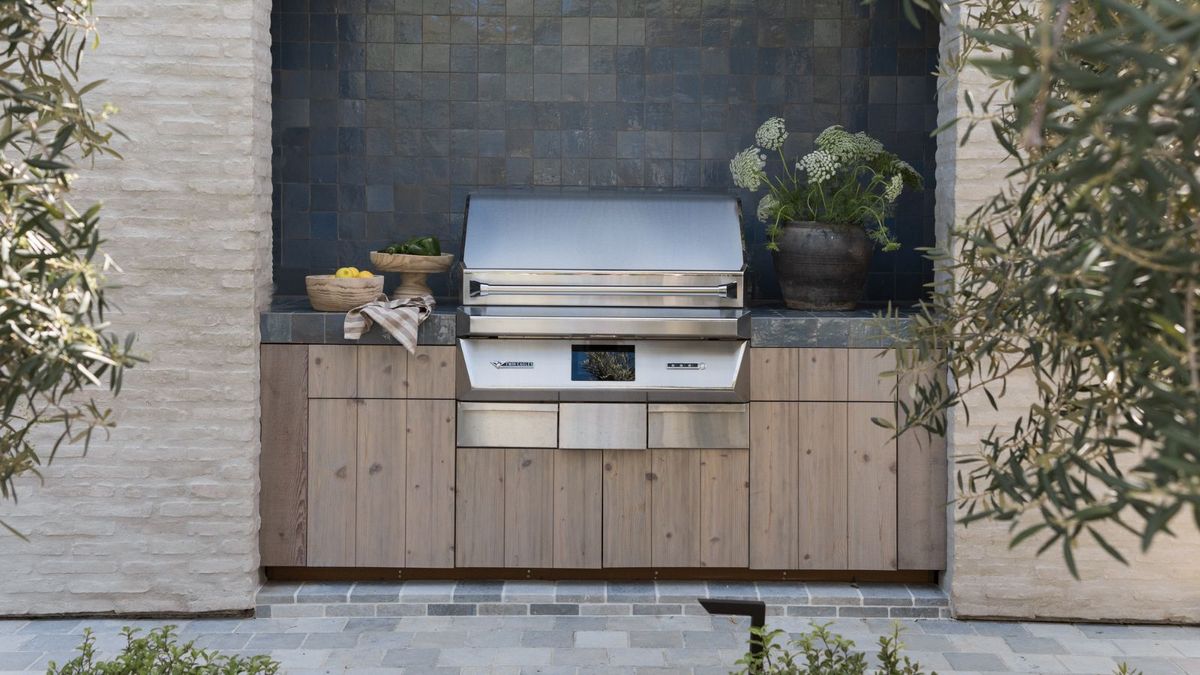 Outdoor Kitchen Grill Lighting Ideas: Brighten Your BBQ Nights