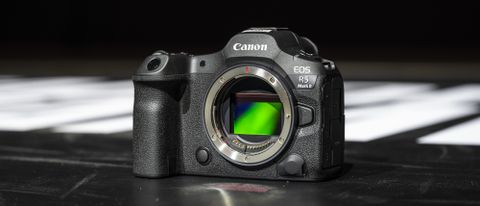 Appareil photo sans miroir Canon EOS R5 II