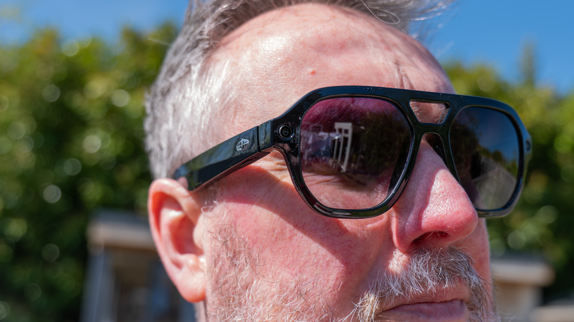 L'Atitude 52&amp;deg;N Smart Glasses review images, in case, on a sideboard and worn outside