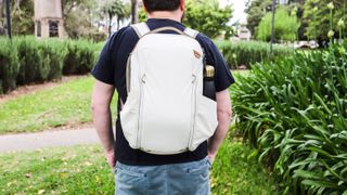 Man carrying the Peak Design Everyday Backpack Zip