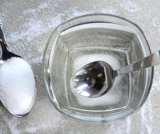 Cleaning with salt mixture