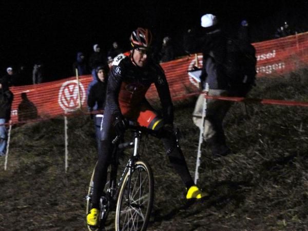 Chris Horner (RadioShack) shows his cross technique