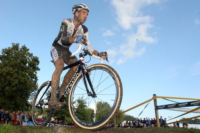 Niels Albert (BKCP-Powerplus) in action at Kermiscross