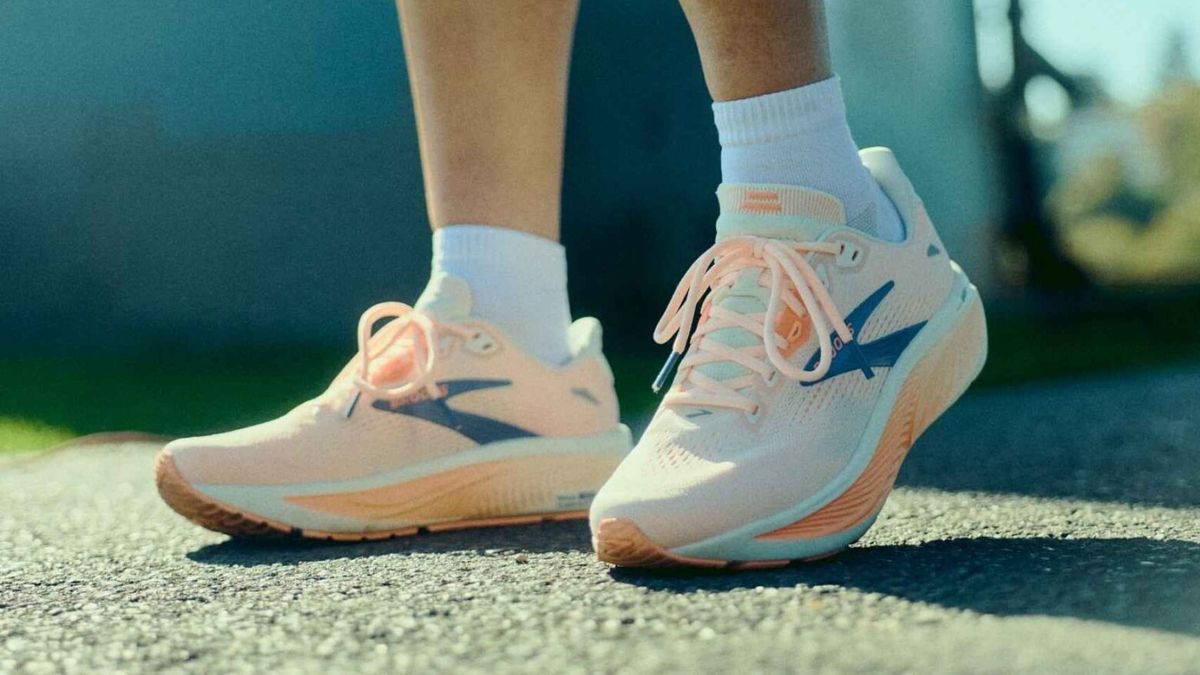 Brooks Ghost 18