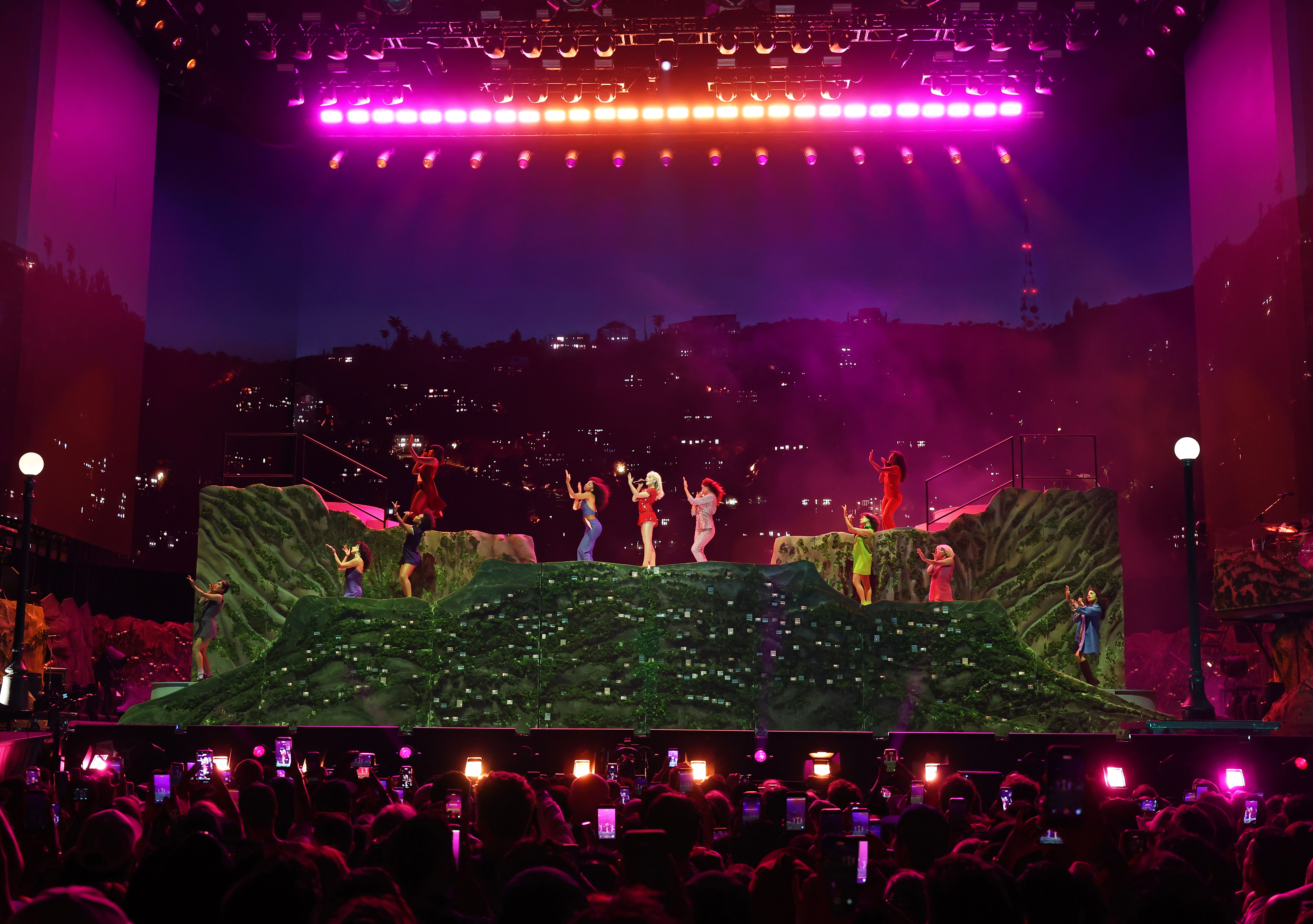 Sabrina Carpenter Coachella 2026 headline set