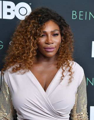 Serena Williams long hairstyle
