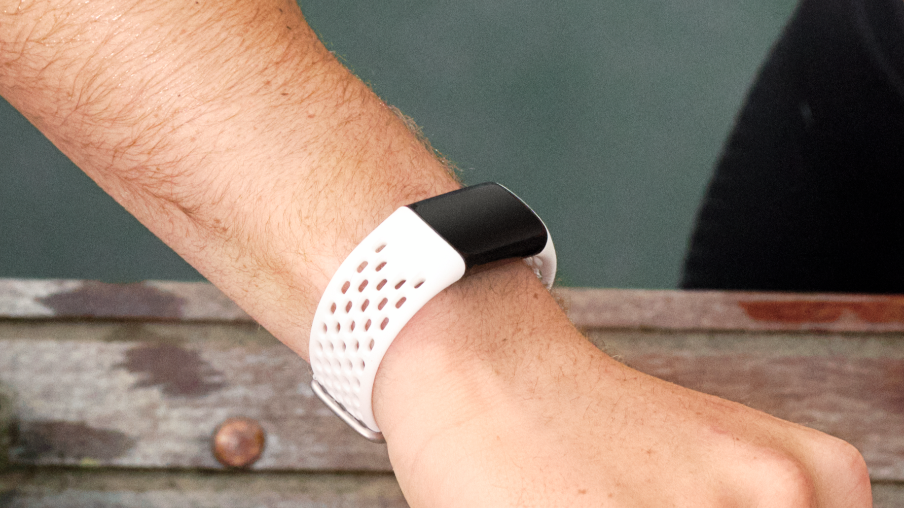 Fitbit Charge 6 With Improved Heart Rate Tracking, GPS Support