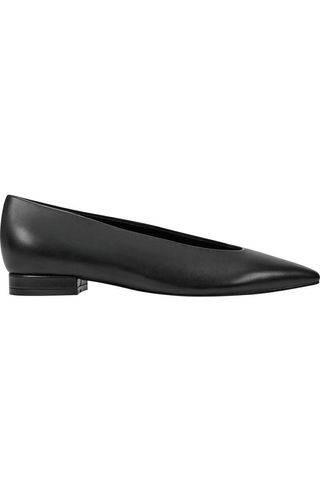 Gunner Pointed Toe Flat