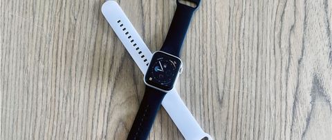 Altouman Silicone Apple Watch Band, black and white bands