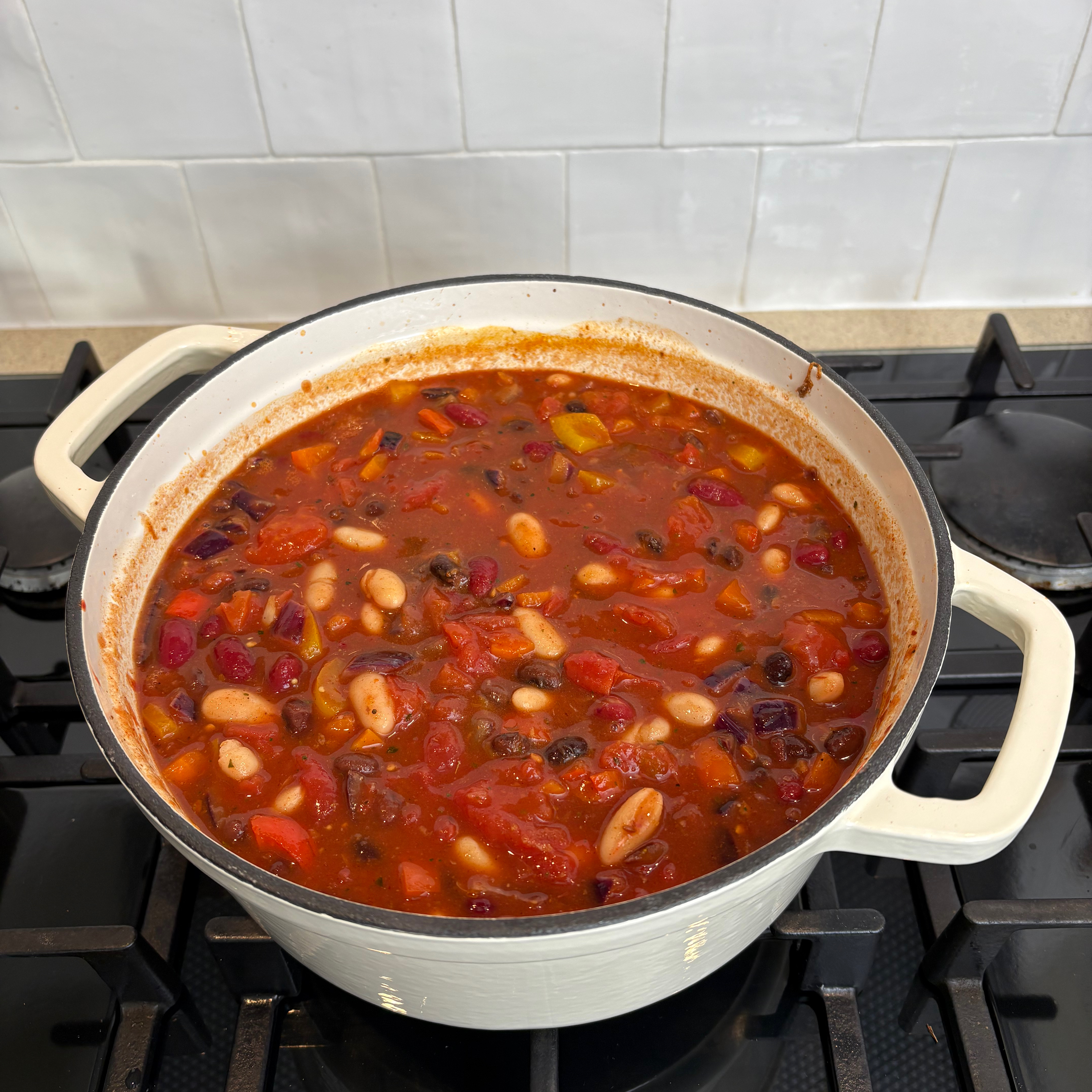 Testing the Salter Chester Cast Iron Casserole Dish set