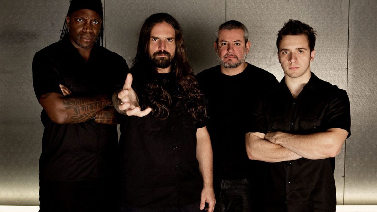 Sepultura Eloy 'not human' says Kisser | Louder