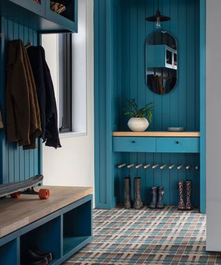 14 beautiful small boot room ideas | Homebuilding