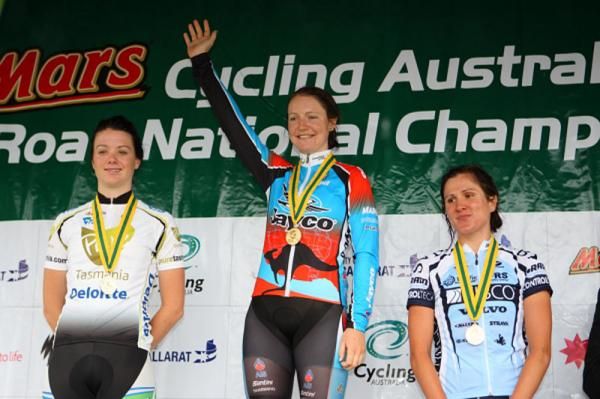 The under 23 podium : Amy Cure (Mersey Valley Devonport CC), Lauren Kitchen (Jayco-AIS) and Carlee Taylor (Tibco)
