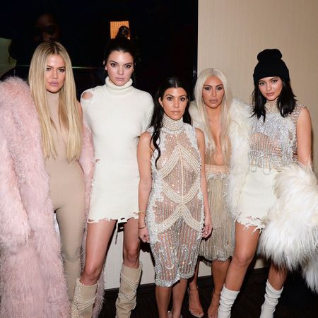 Fashion, Fur, Fur clothing, Haute couture, Fashion design, Fashion model, Beauty, Skin, Event, Pink, 