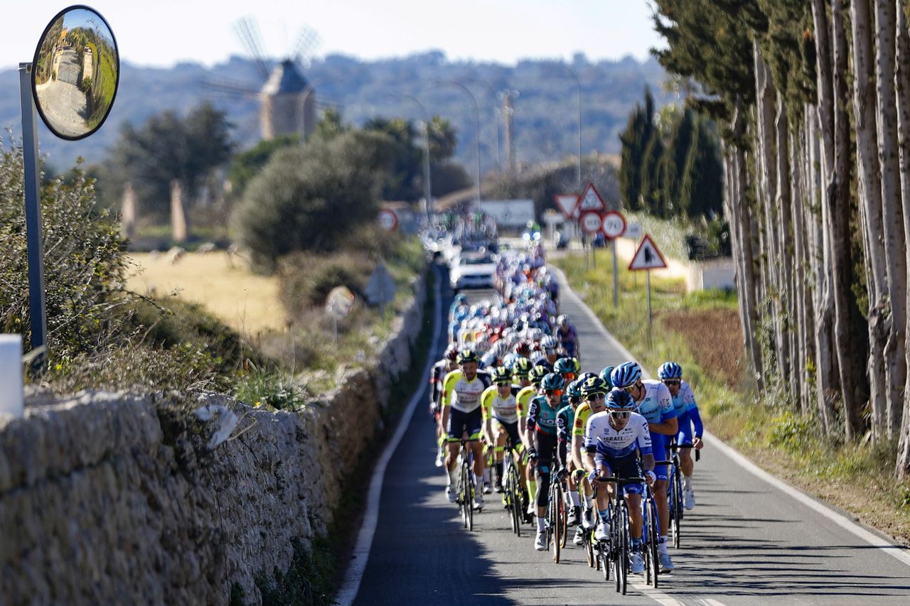 The Challenge Mallorca peloton rides through the lanes