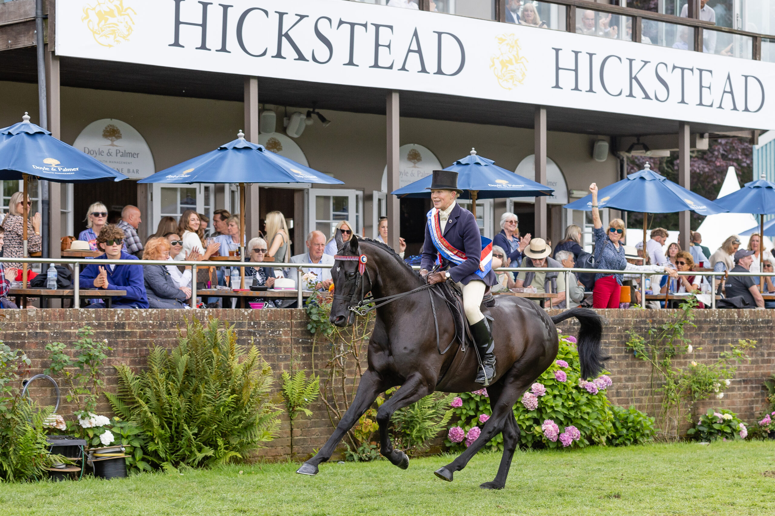 Boston Black Tie and Helen Baker take a furious turn up the International Arena, in another cracking gallop at the 2025 Royal International