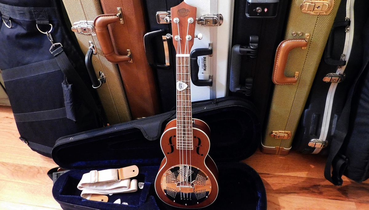 Gear Review Sound Smith Resonator Ukulele Guitar World
